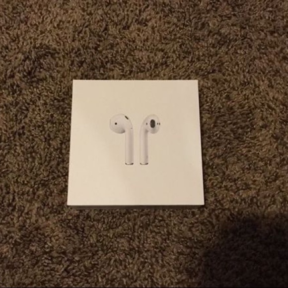 Apple AirPods 2nd generation - Picture 2 of 4